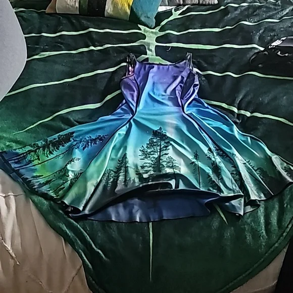 Aurora sky vs amethyst reversible dress - Picture 2 of 6